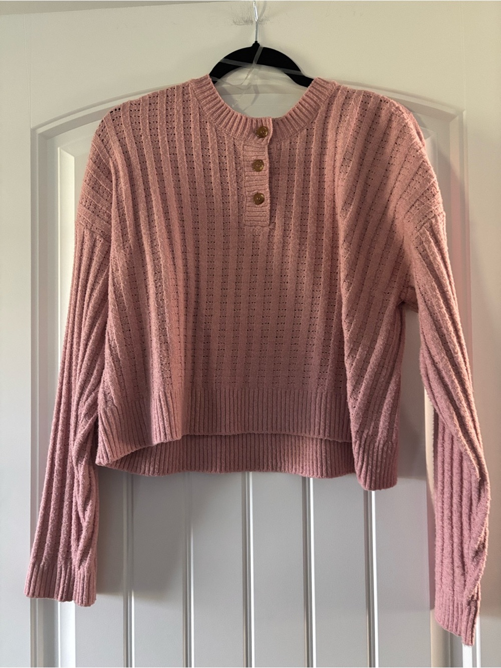 No Boundaries Pink Ribbed Henley Crewneck Sweater